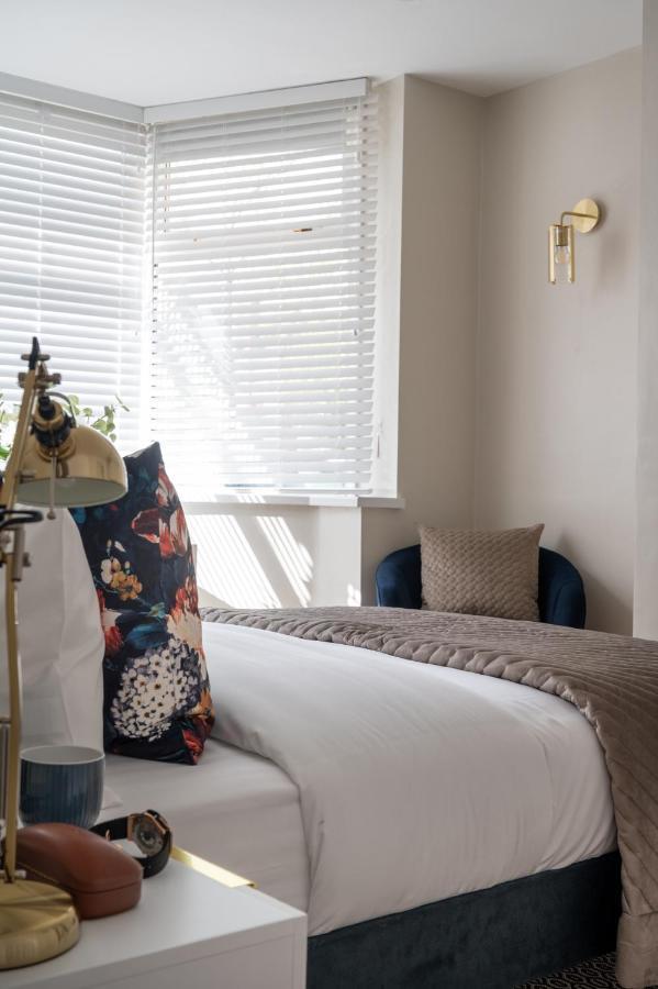 Large Luxury Solihull House - The Residence - Close To Nec - Sleeps 9 Ngoại thất bức ảnh